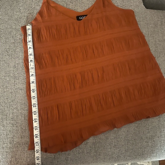 NWOT GiGiO Size Small Burnt Orange Camisole Make me an offer. 🤗 - Picture 2 of 9